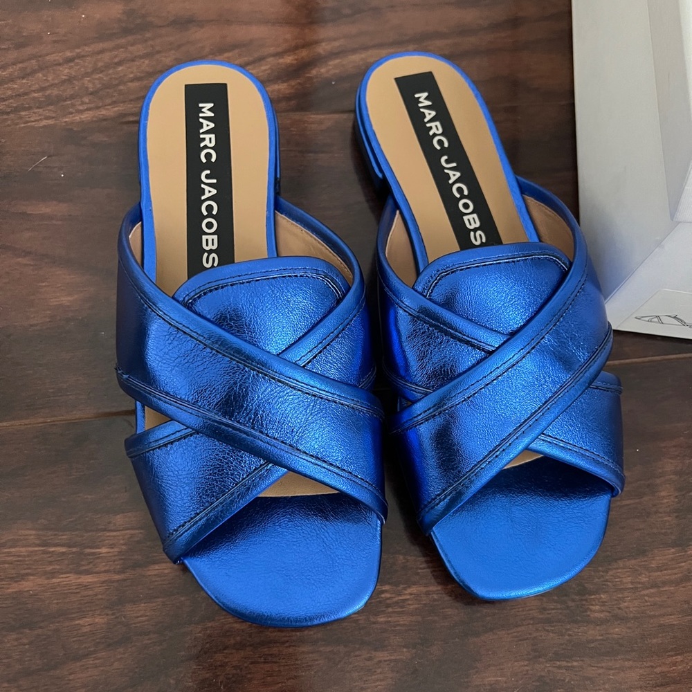 New Marc Jacobs Aurora metallic blue slide sandal size 36.5
